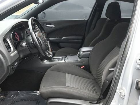 Used 2022 Dodge Charger R/T w/ Blacktop Package RWD image 10