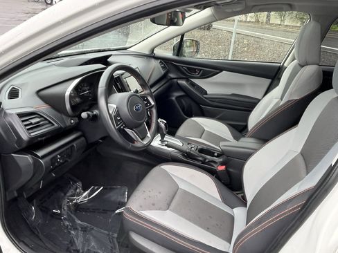 Used 2021 Subaru Crosstrek 2.0i Premium w/ Moonroof Package AWD/4WD image 9