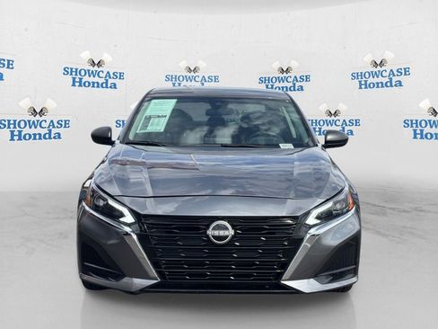 Used 2024 Nissan Altima 2.5 SV image 6