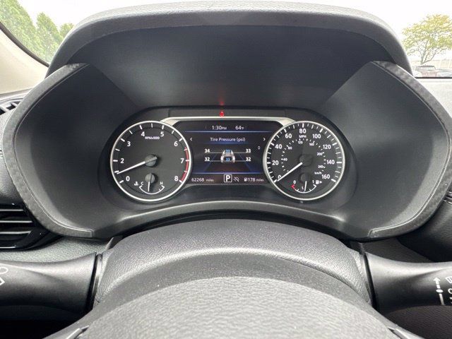 Used 2024 Nissan Sentra SV FWD image 20
