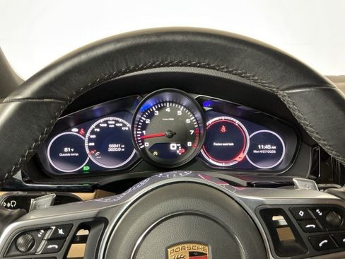 Used 2019 Porsche Cayenne AWD/4WD image 10