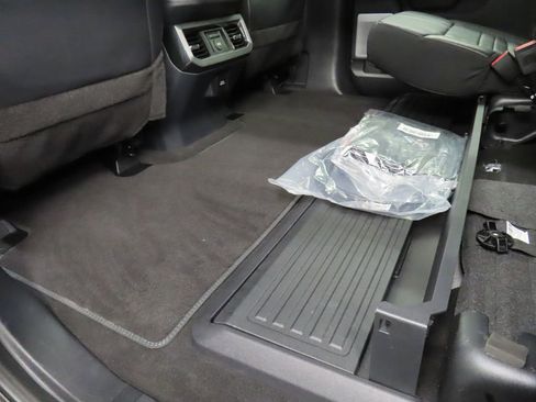Used 2026 Ford F250 Platinum AWD/4WD image 81