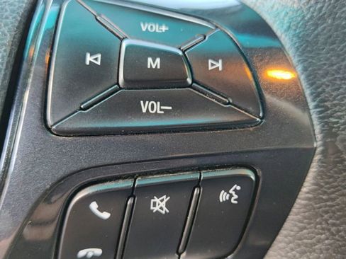 Used 2016 Ford Explorer XLT image 25