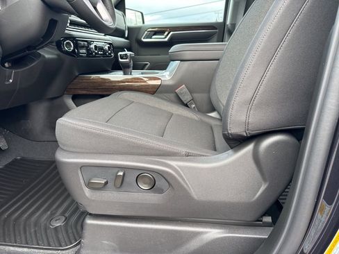 New 2026 GMC Sierra 1500 Elevation image 19