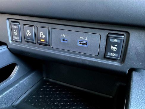 New 2026 Nissan Frontier SV image 18