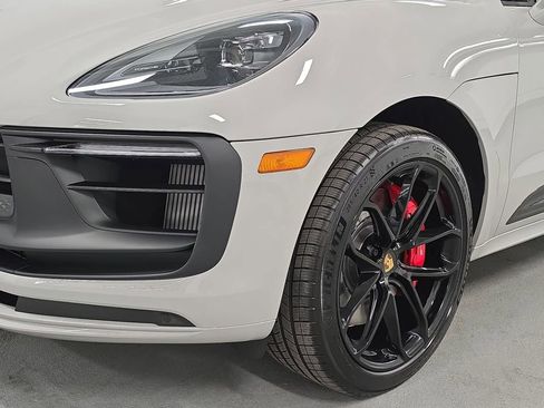 New 2026 Porsche Macan GTS AWD/4WD image 11