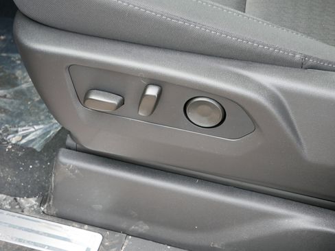 New 2026 GMC Sierra 1500 SLE w/ X31 Off-Road Package image 17