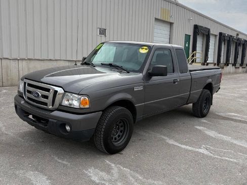 Used 2011 Ford Ranger XLT image 3