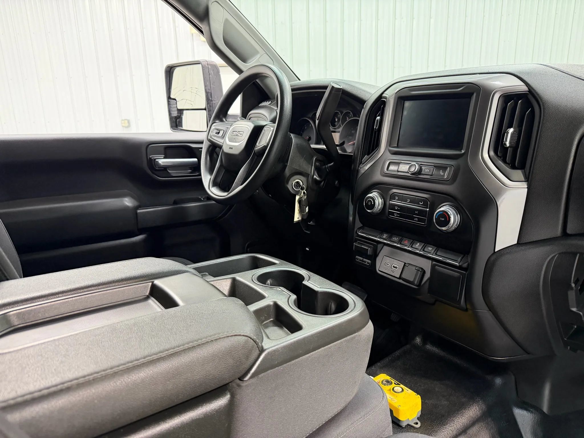 Used 2022 GMC Sierra 3500 Pro w/ Convenience Package RWD image 13