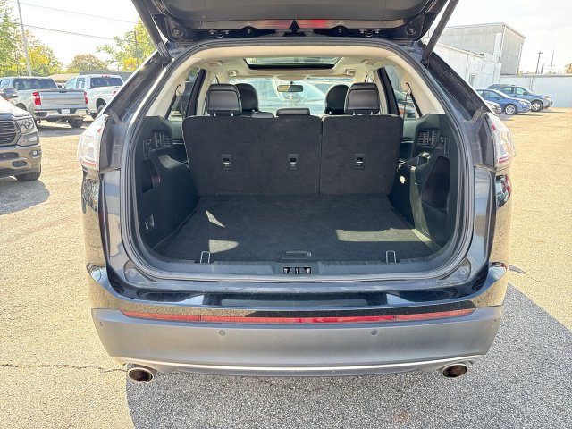 Used 2018 Ford Edge SEL w/ Equipment Group 201A FWD image 24