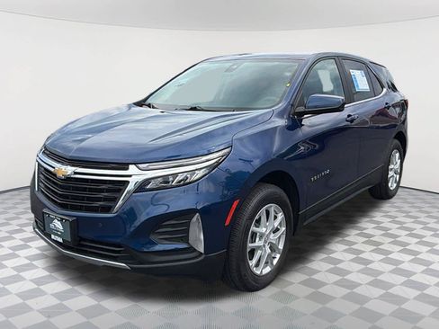 Used 2022 Chevrolet Equinox LT AWD/4WD image 1