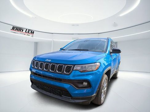 New 2026 Jeep Compass Latitude image 6
