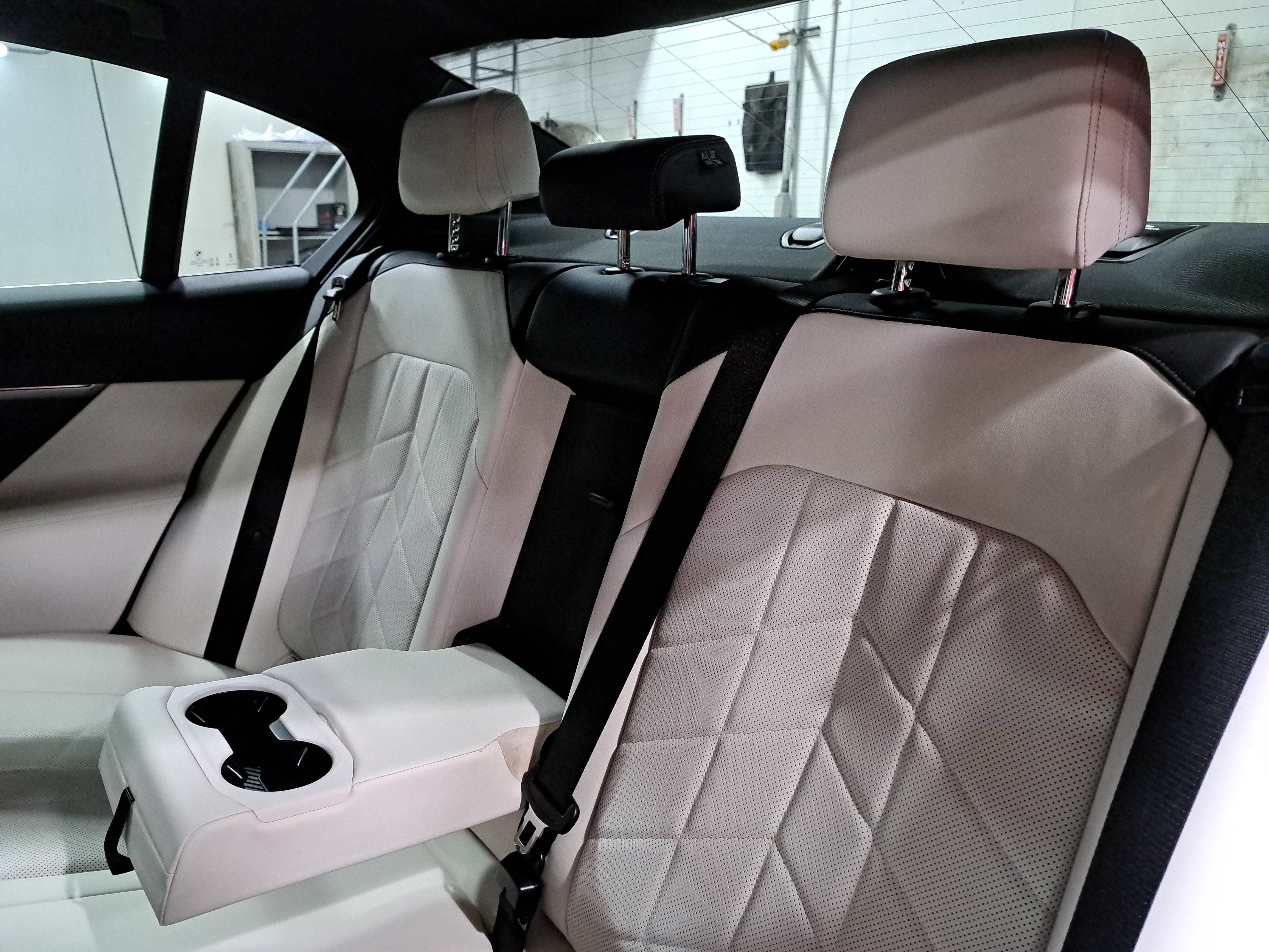 Certified 2026 BMW 530i w/ Premium Package RWD image 15