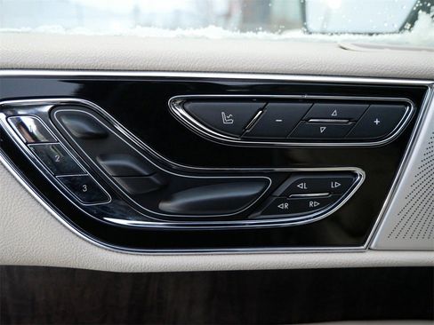 Used 2020 Lincoln Navigator Reserve w/ Luxury Package image 14