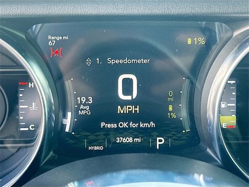 Used 2022 Jeep Wrangler Unlimited Sahara w/ Cold Weather Group image 12