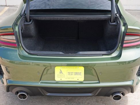 Used 2020 Dodge Charger Scat Pack RWD image 9