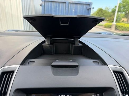 Used 2018 Ford Edge SEL w/ Equipment Group 201A image 27