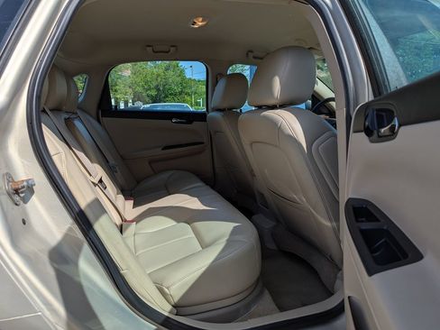 Used 2011 Chevrolet Impala LT w/ Luxury Edition Package FWD image 33