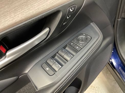 Used 2024 Toyota Grand Highlander AWD image 15