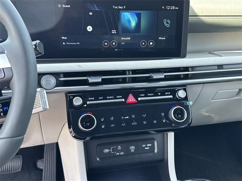 New 2026 Hyundai Tucson Limited image 21