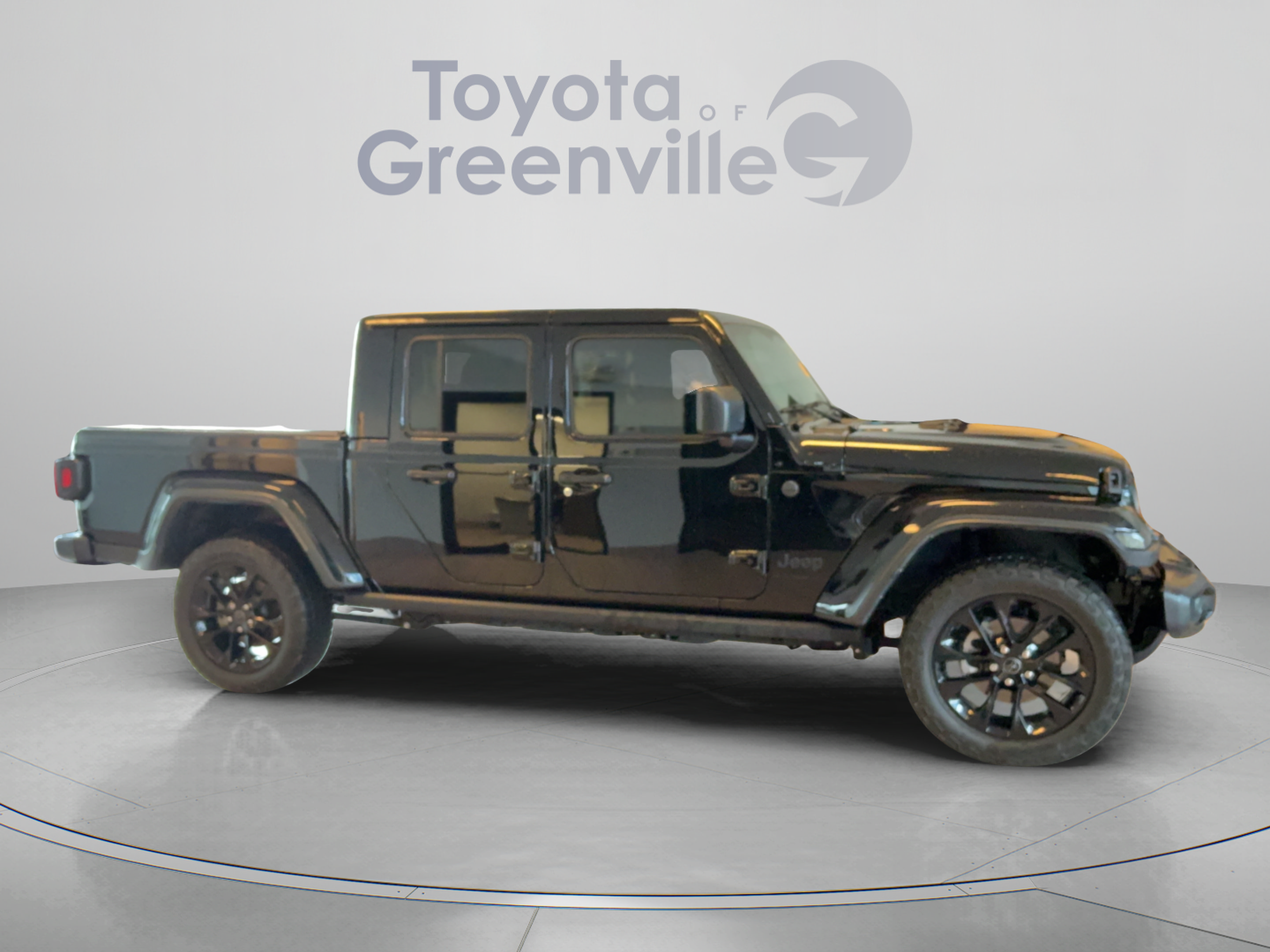 Used 2025 Jeep Gladiator Sport AWD/4WD image 7
