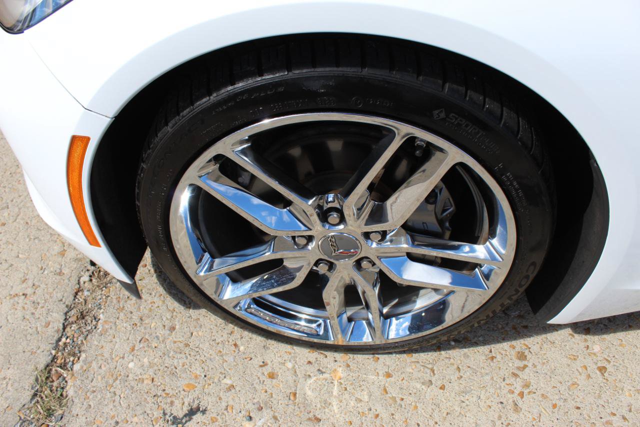 Used 2016 Chevrolet Corvette Stingray Coupe w/ 2LT Preferred Equipment Group RWD image 28