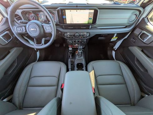 New 2026 Jeep Gladiator Mojave image 28