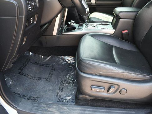 Used 2014 Toyota 4Runner Limited AWD/4WD image 15