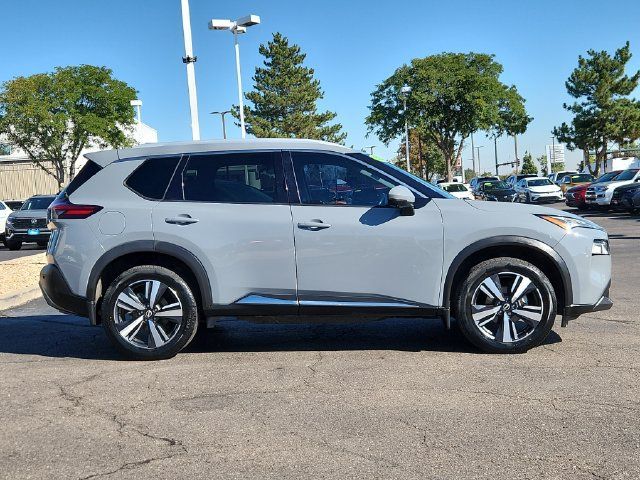 Certified 2022 Nissan Rogue SL AWD/4WD image 2