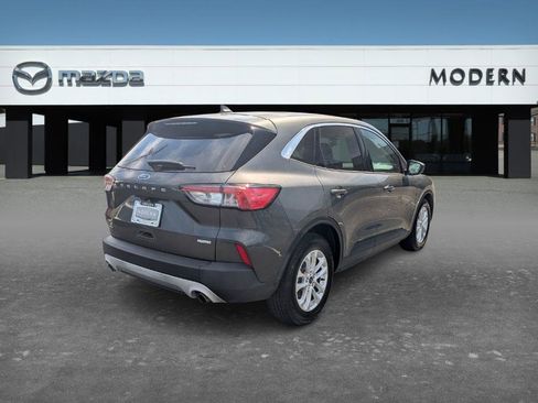 Used 2020 Ford Escape SE FWD image 5