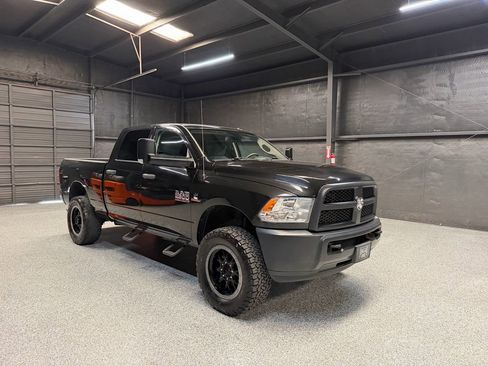 Used 2018 RAM 2500 Tradesman w/ Popular Equipment Group AWD/4WD image 3