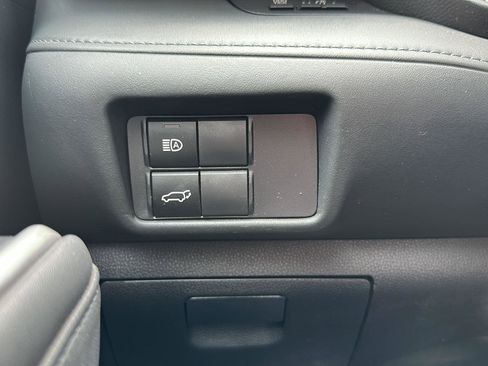 Used 2022 Toyota Highlander XLE image 40