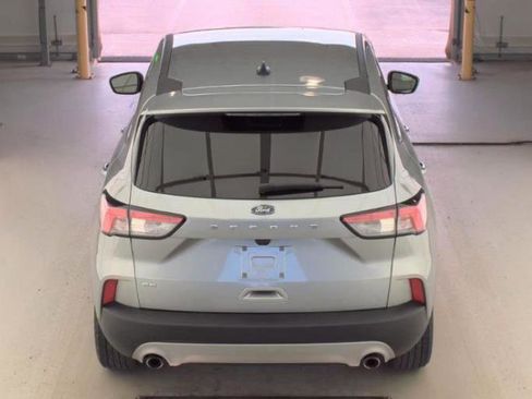 Used 2022 Ford Escape SE w/ Convenience Package AWD/4WD image 4