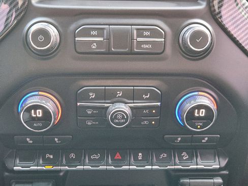 Used 2021 Chevrolet Silverado 1500 LT Trail Boss w/ Convenience Package II image 20