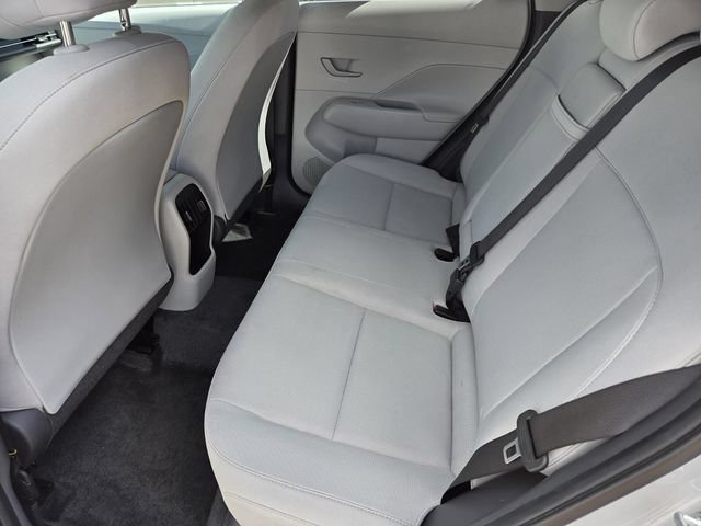 Used 2025 Hyundai Kona SEL AWD/4WD image 39