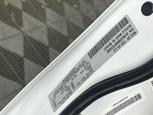 Used 2025 Jeep Compass Latitude image 12