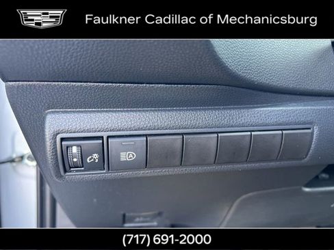 Used 2020 Toyota Corolla LE image 24