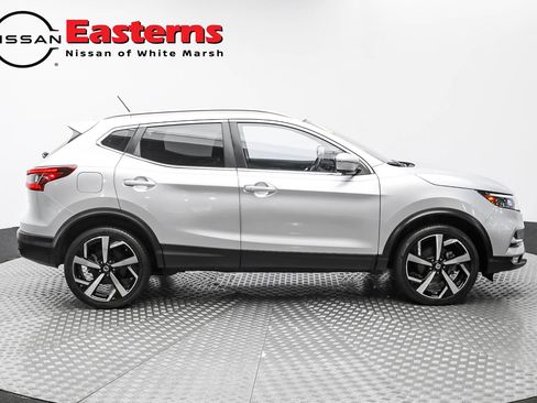 Used 2022 Nissan Rogue Sport SL w/ Premium Package AWD/4WD image 4