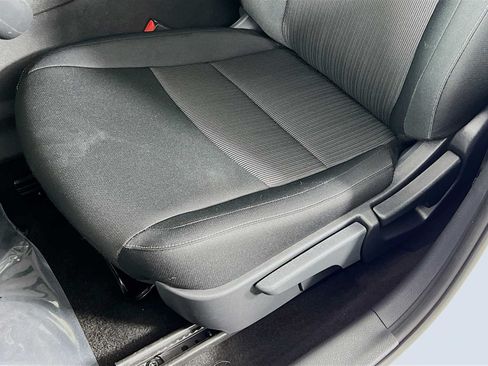 Used 2025 Nissan Sentra SV FWD image 19