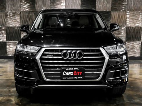 Used 2018 Audi Q7 3.0T Prestige AWD/4WD image 6