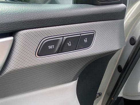 Used 2023 Hyundai Palisade SEL w/ Premium Package FWD image 15