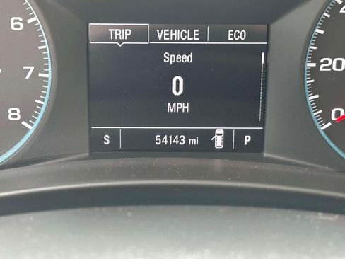 Used 2022 Chevrolet Equinox LS AWD/4WD image 25