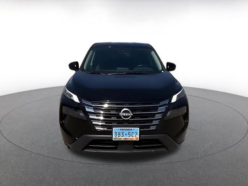 Used 2025 Nissan Rogue SV FWD image 4