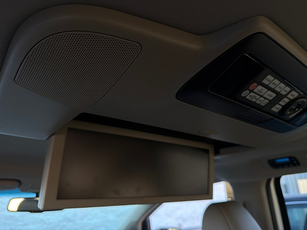 Used 2011 Honda Odyssey Touring image 12