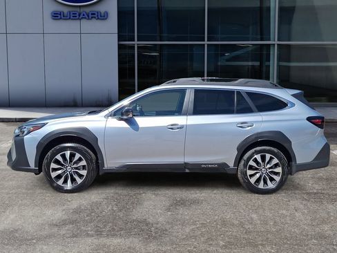 Certified 2025 Subaru Outback Limited AWD/4WD image 7
