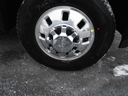 New 2026 GMC Sierra 3500 Denali w/ Denali Reserve Package image 16