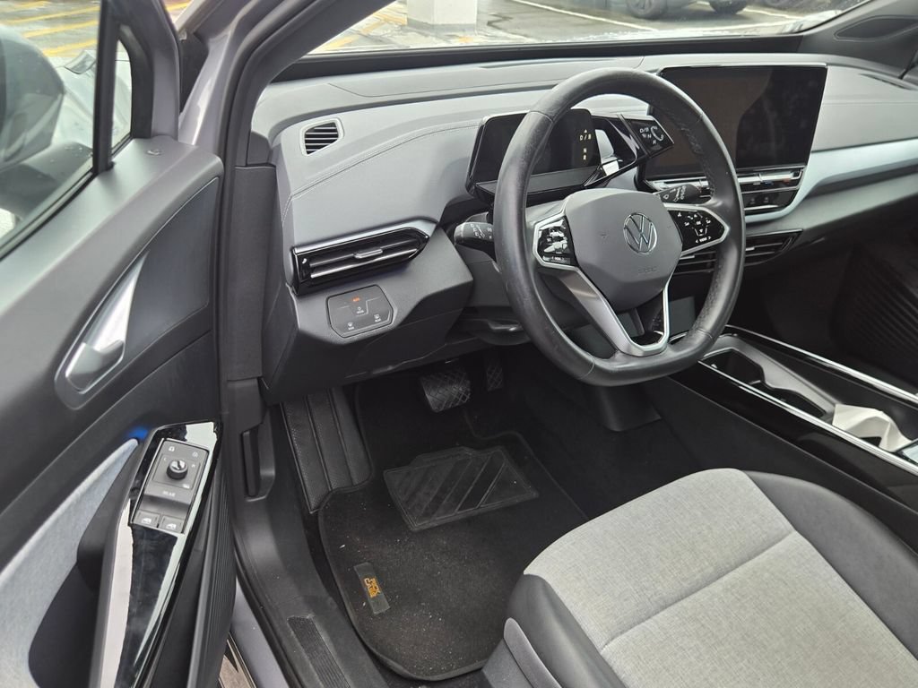 Used 2023 Volkswagen ID.4 2WD image 9