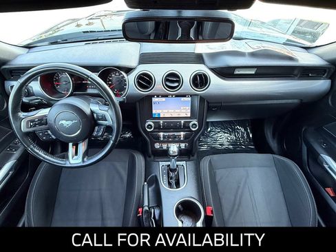 Used 2018 Ford Mustang Coupe w/ Equipment Group 101A RWD image 12
