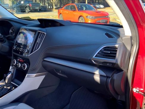 Used 2019 Subaru Forester Limited w/ Popular Package #3 image 18