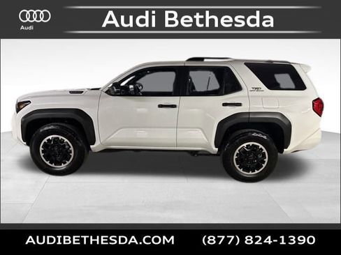 Used 2025 Toyota 4Runner TRD Off-Road Premium w/ Tow Technology Package image 4